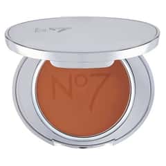 No7 Lift & Luminate Triple Action Translucent Finishing Powder, Deep