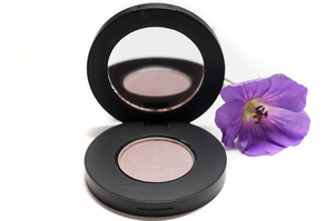 Batty's Bath Pressed Matte Mineral Eyeshadow, Fairy Fog (old formulation)