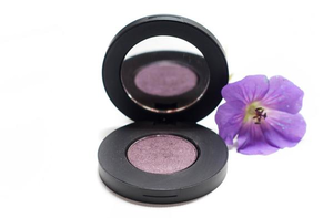 Batty's Bath Pearlescent Pressed Mineral Eyeshadow, Grape Gathering (old formulation)