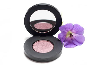 Batty's Bath Pearlescent Pressed Mineral Eyeshadow, Raspberry Ruffle (old formulation)