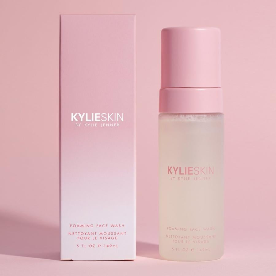 KylieSkin By Kylie Jenner FOAMING FACE WASH