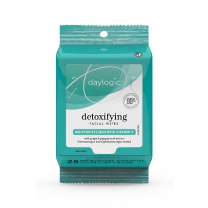 Daylogic, Detoxifying Facial Wipes, moisturizes skin with vitamin E